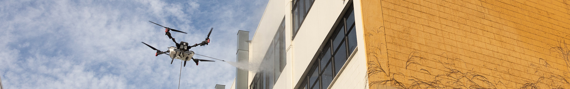 water blasting commercial building